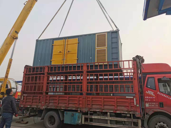 灵台如何根据测量要求选择合适的电压表量程？