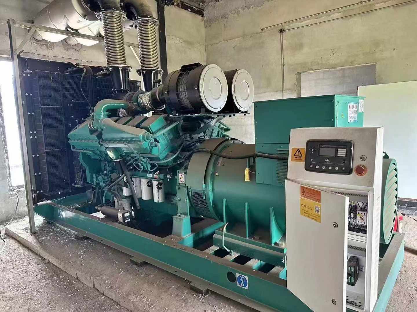 灵台无功补偿装置的性能评估需要考虑哪些因素？