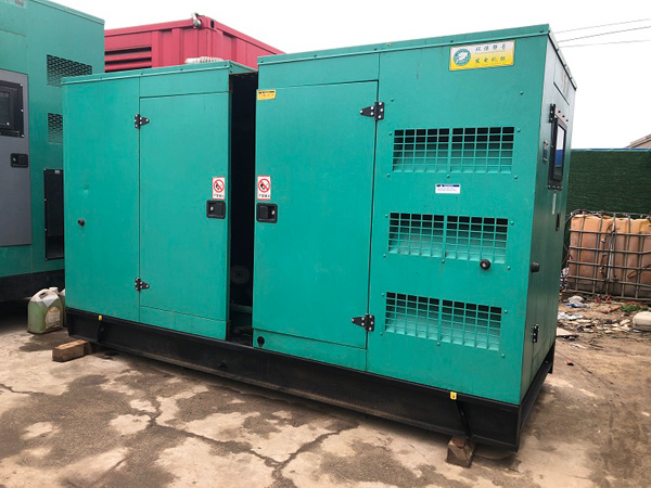 灵台怎样合理控制磷酸铁锂蓄电池的充放电倍率以延长其使用寿命？